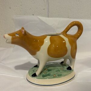 Sweet face cow creamer porcelain Pfaltzgraff